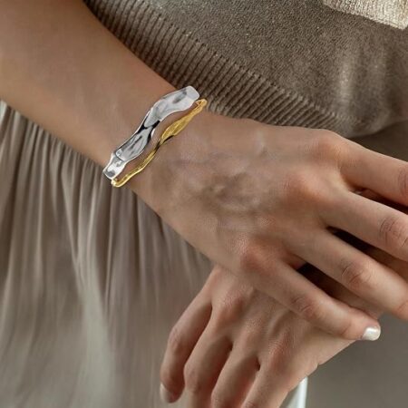 Open-style layered irregular bracelet